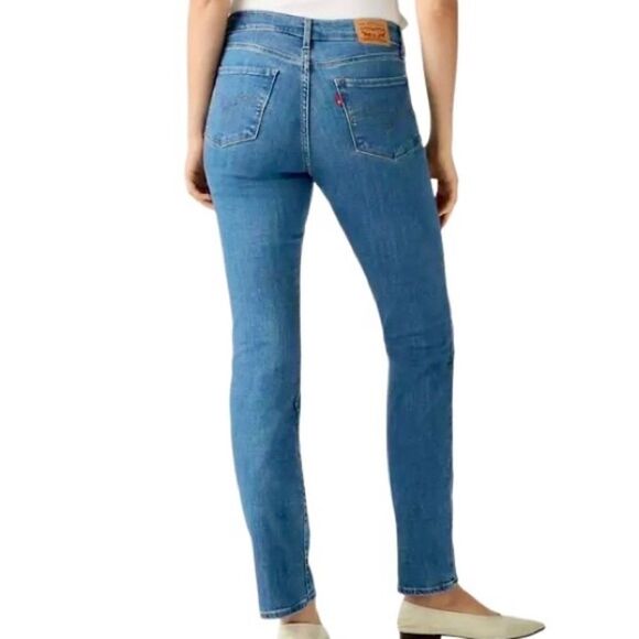 Levi’s 505 Vintage Straight Leg Jeans in Distressed Blue Wash Women’s 12S - Picture 5 of 9